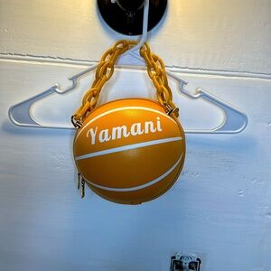 Yamani, CHAIN BALLIN BAG, all leather with plastic chain link handles